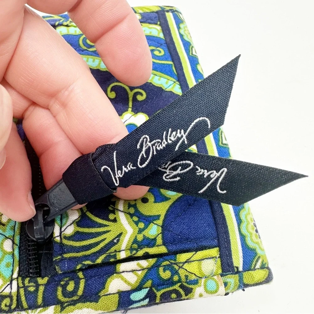 VERA BRADLEY SNAPPY‎ BI-FOLD WALLET PAISLEY RHYTHM & BLUES
